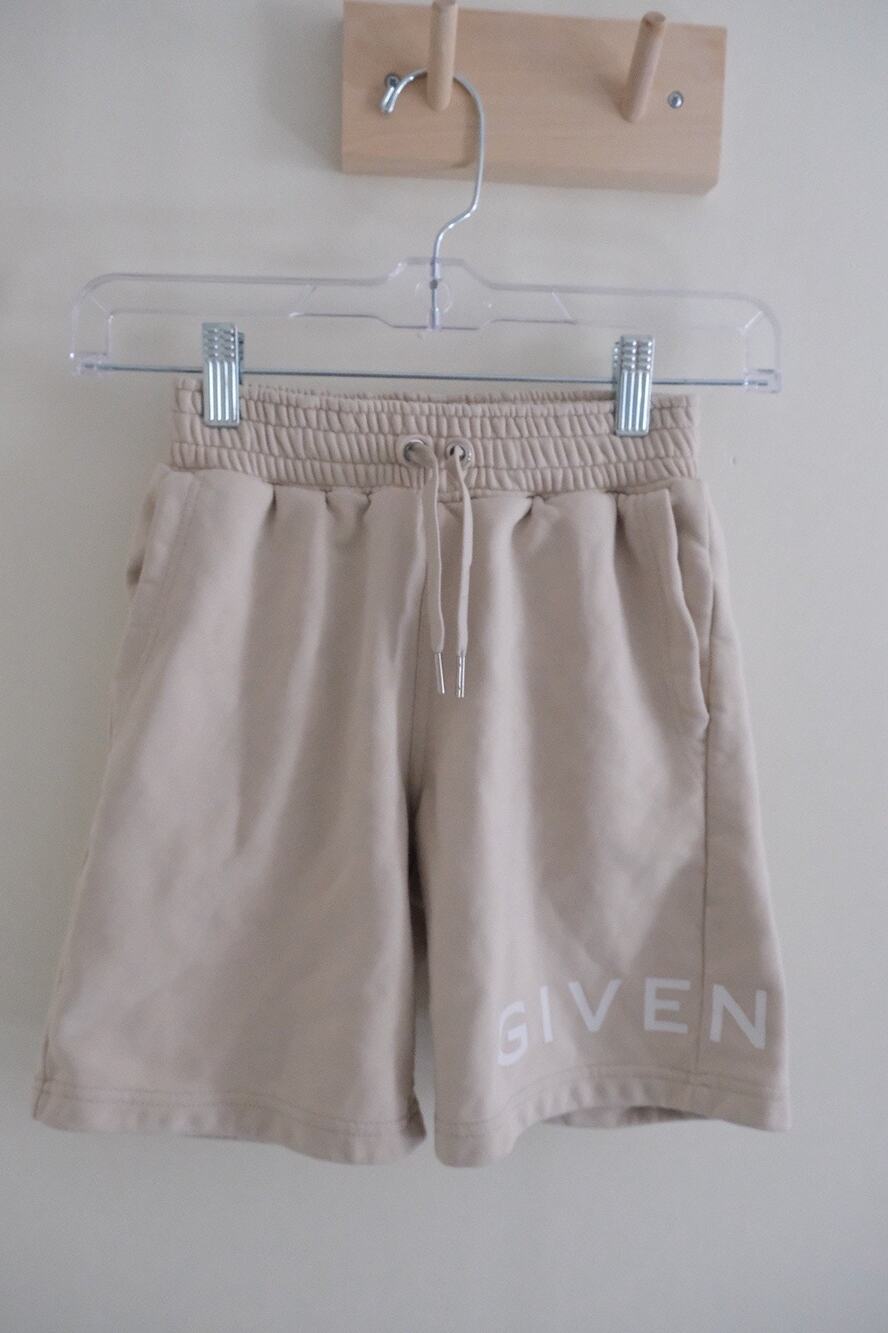GIVENCHY PARIS Boys Sz 8 Beige Sweat Shorts Logo Cotton Comfy Lounge Streetwear